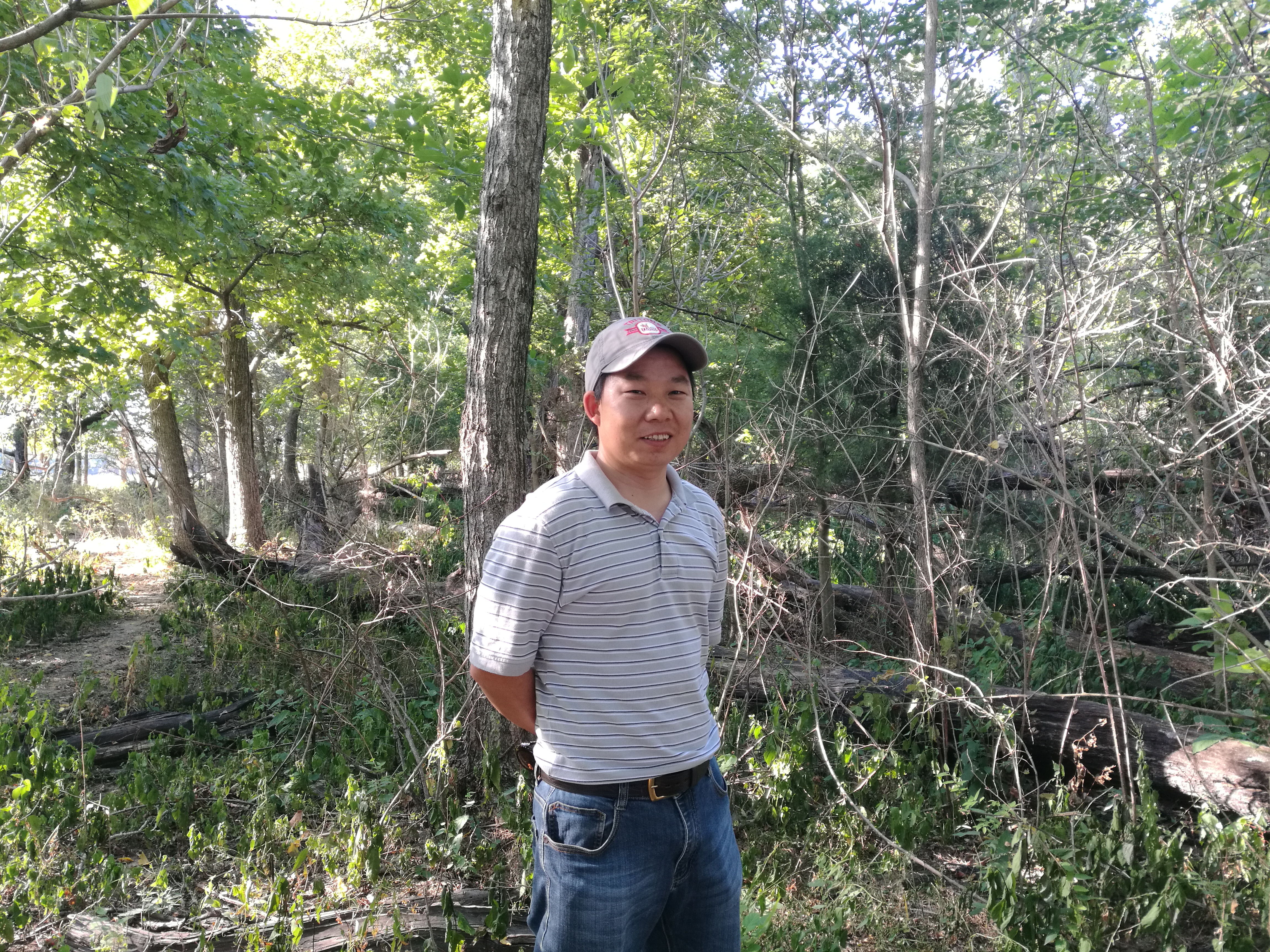 唐光大男，1982年生，中国共产党党员，贵州普安人，博士，副教授，教研室